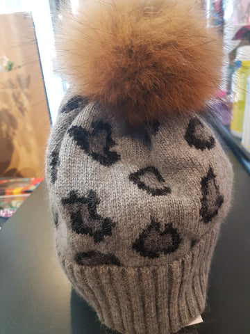 Grey PomPom hat with real fur