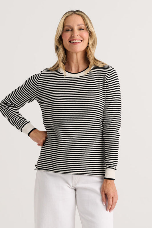 Pullover - Black & White