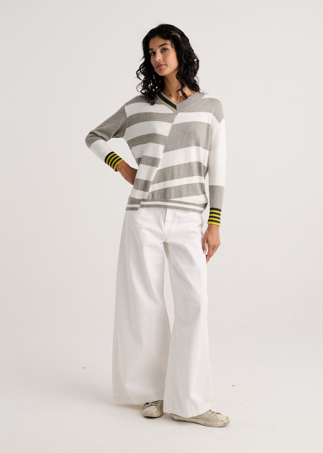 V neck sweater